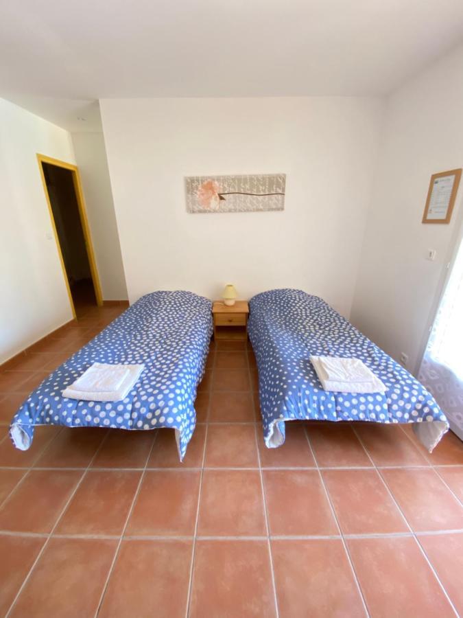 Appartements " Le Clos De La Cerisaie" Castillon-du-Gard Eksteriør billede