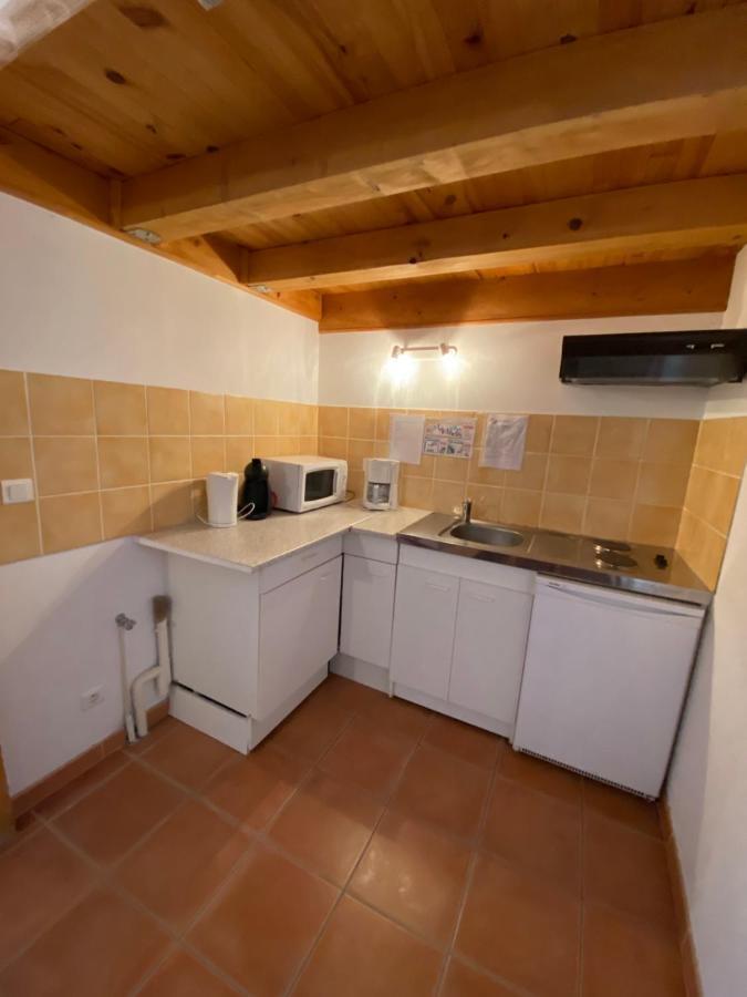 Appartements " Le Clos De La Cerisaie" Castillon-du-Gard Eksteriør billede