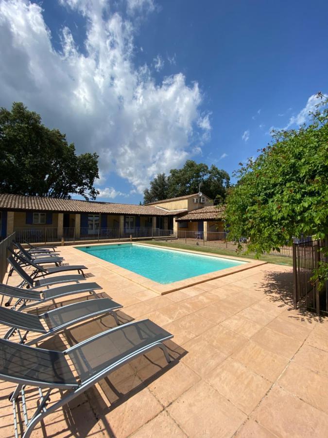 Appartements " Le Clos De La Cerisaie" Castillon-du-Gard Eksteriør billede