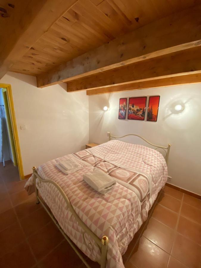Appartements " Le Clos De La Cerisaie" Castillon-du-Gard Eksteriør billede