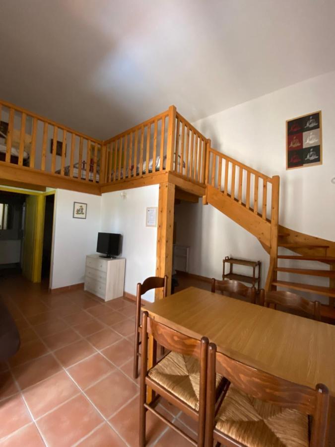 Appartements " Le Clos De La Cerisaie" Castillon-du-Gard Eksteriør billede
