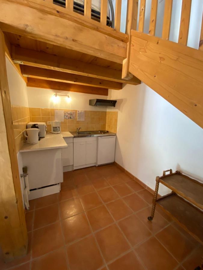 Appartements " Le Clos De La Cerisaie" Castillon-du-Gard Eksteriør billede